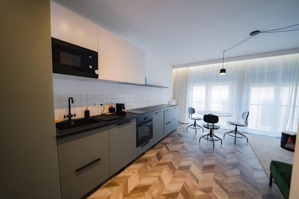 Designer Flat Heart Of The City Budapest Eksteriør billede